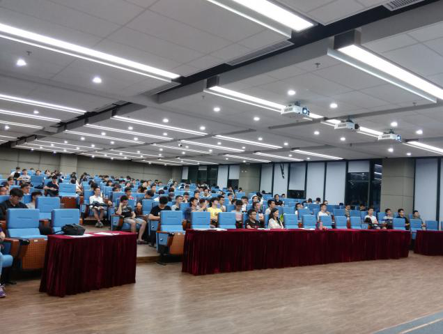 WilliamHill2016级年级大会暨优秀学长分享交流会报道