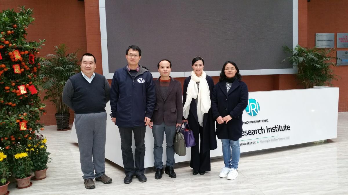 广东顺德威廉williamhill卡内基梅隆大学国际联合研究院参观