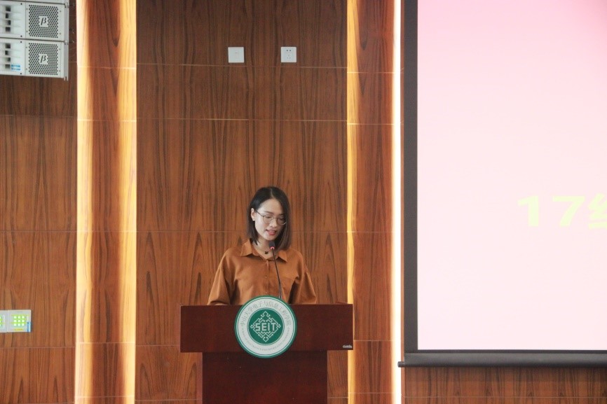 WilliamHill2018年研究生开学典礼暨第九届全国光电信息博士生论坛开幕式成功举办